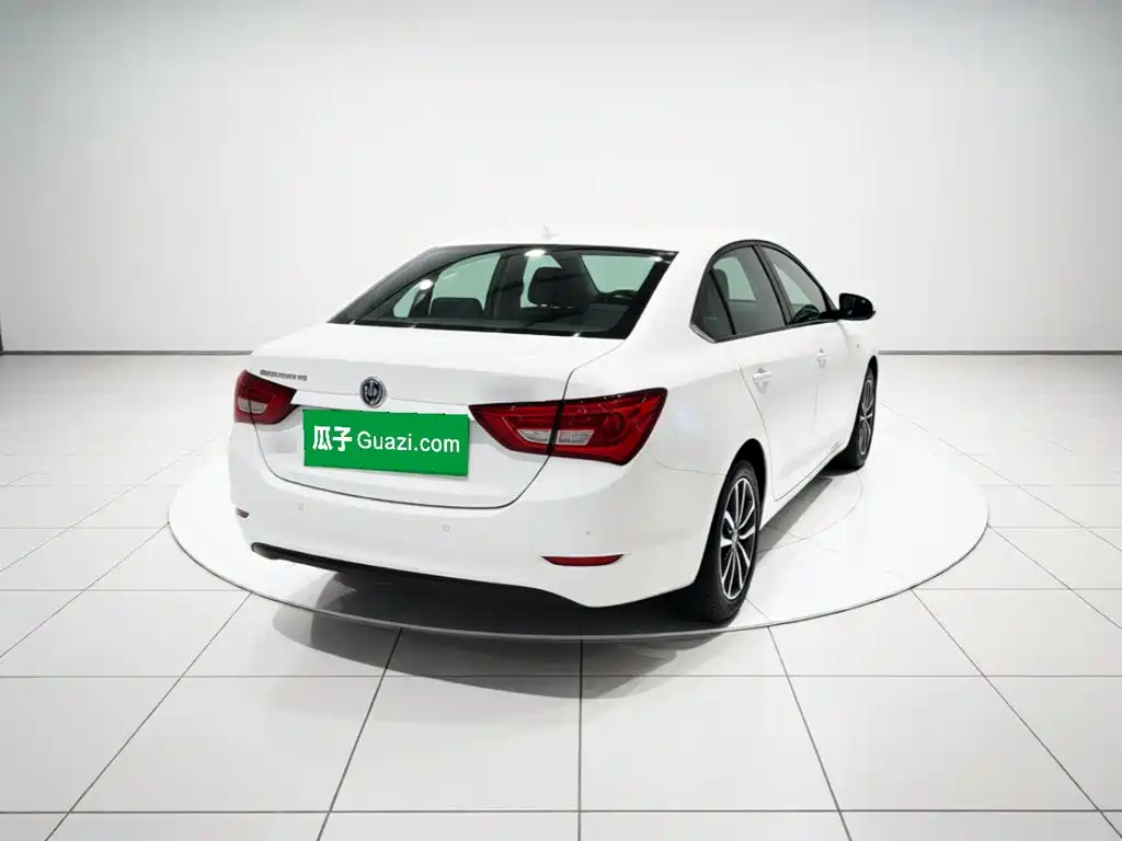 Buick Excelle — миниатюра 3