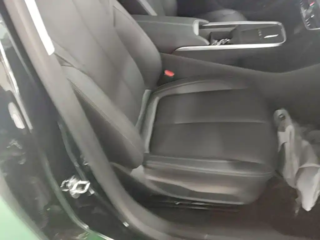 Buick LaCrosse — миниатюра 25