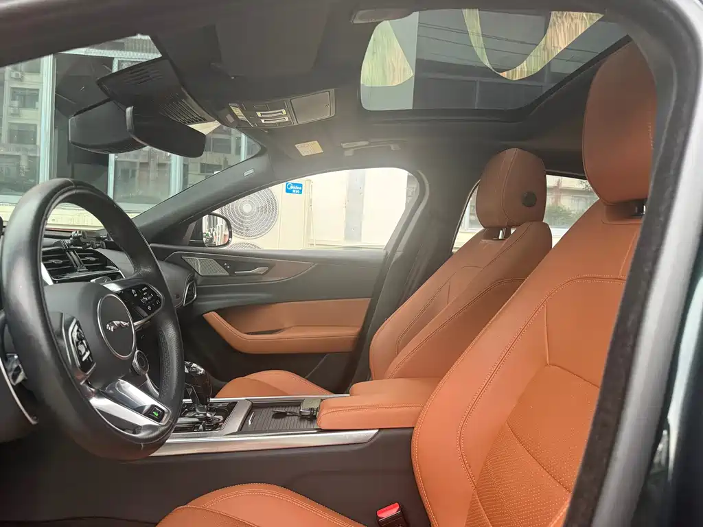 Jaguar XEL — миниатюра 15