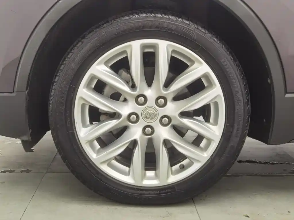 Buick Envision Plus — миниатюра 17