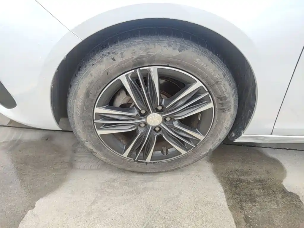 Peugeot 308 — миниатюра 23