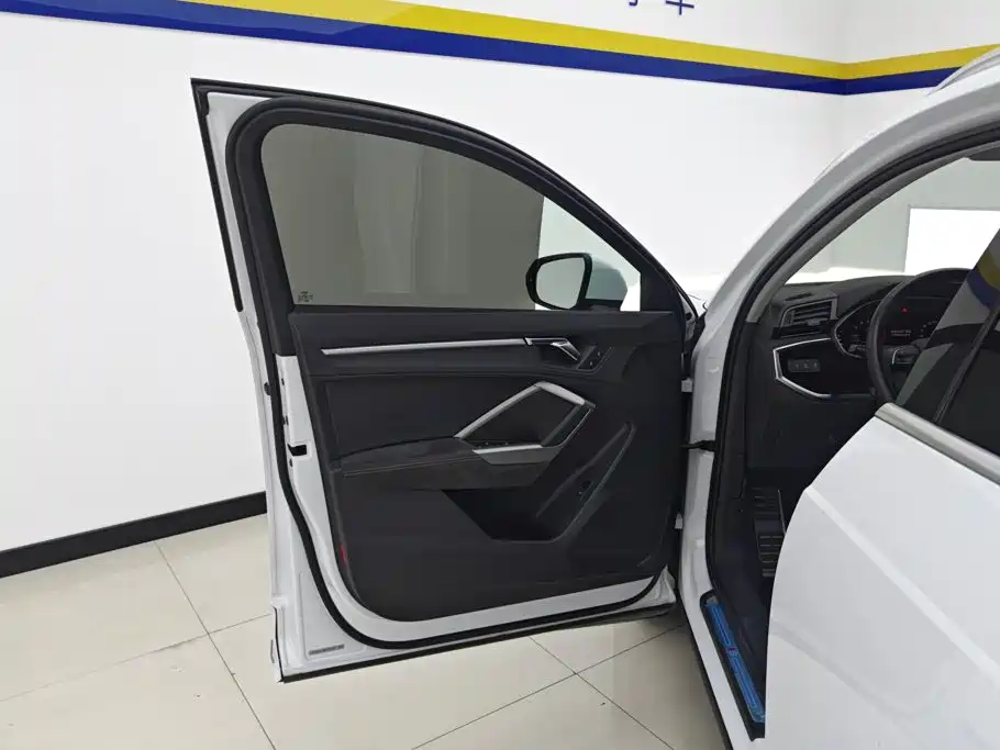 Audi Q3 — миниатюра 7