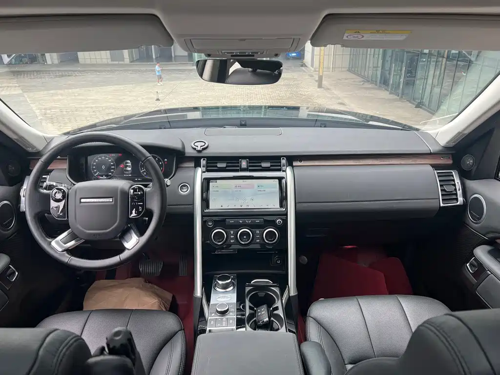 Land Rover Discovery — миниатюра 8