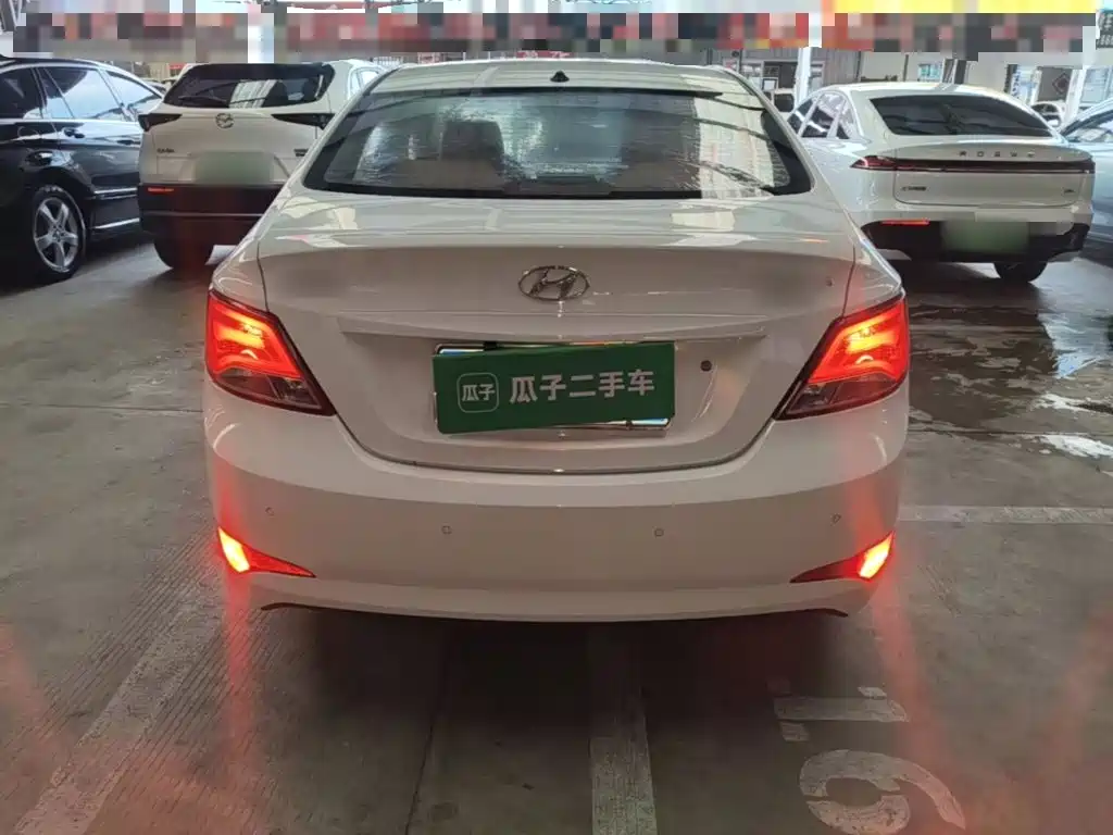 Hyundai Verna — миниатюра 6