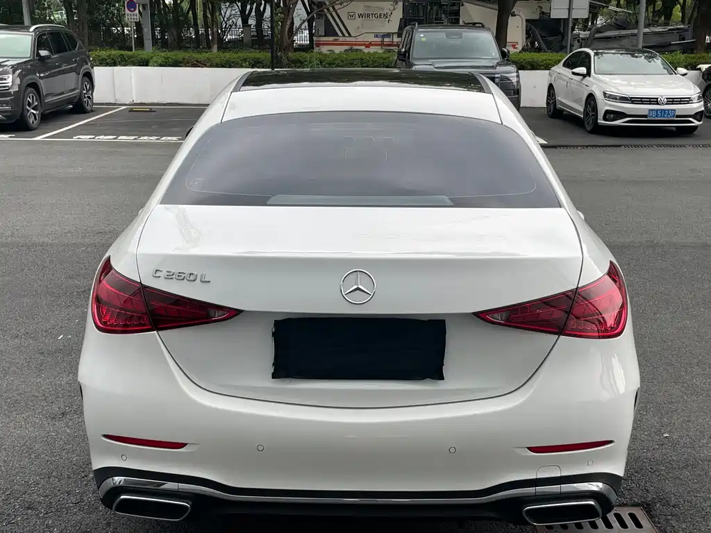 Mercedes-Benz C-Class — миниатюра 17