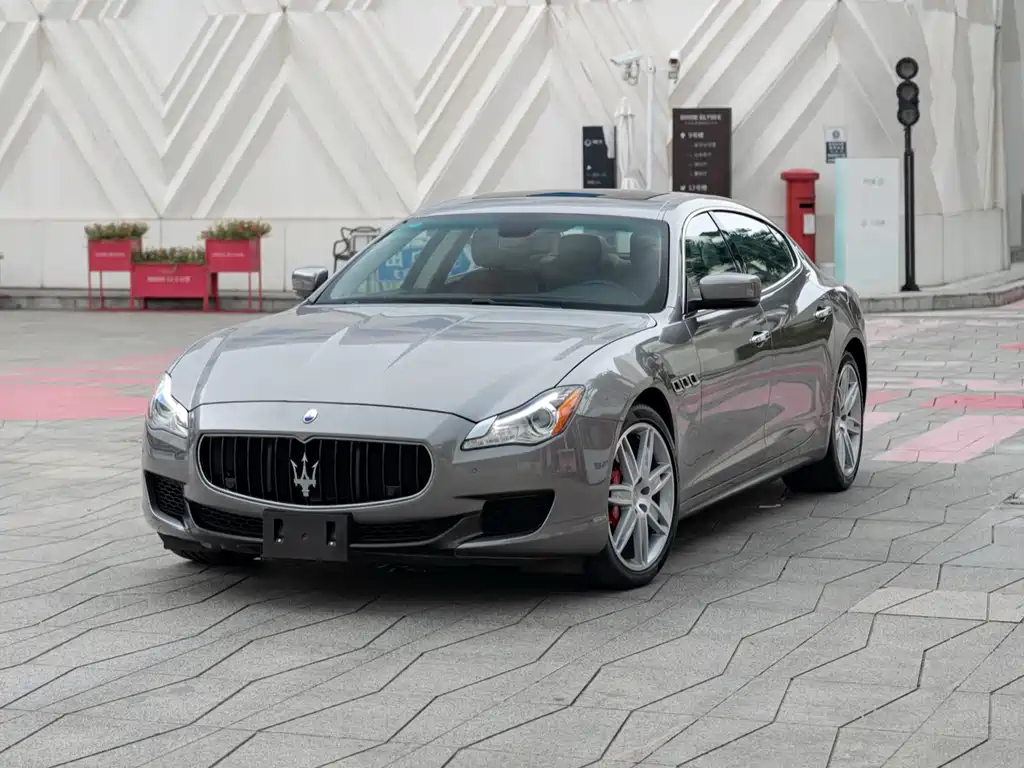 Купить Maserati Quattroporte