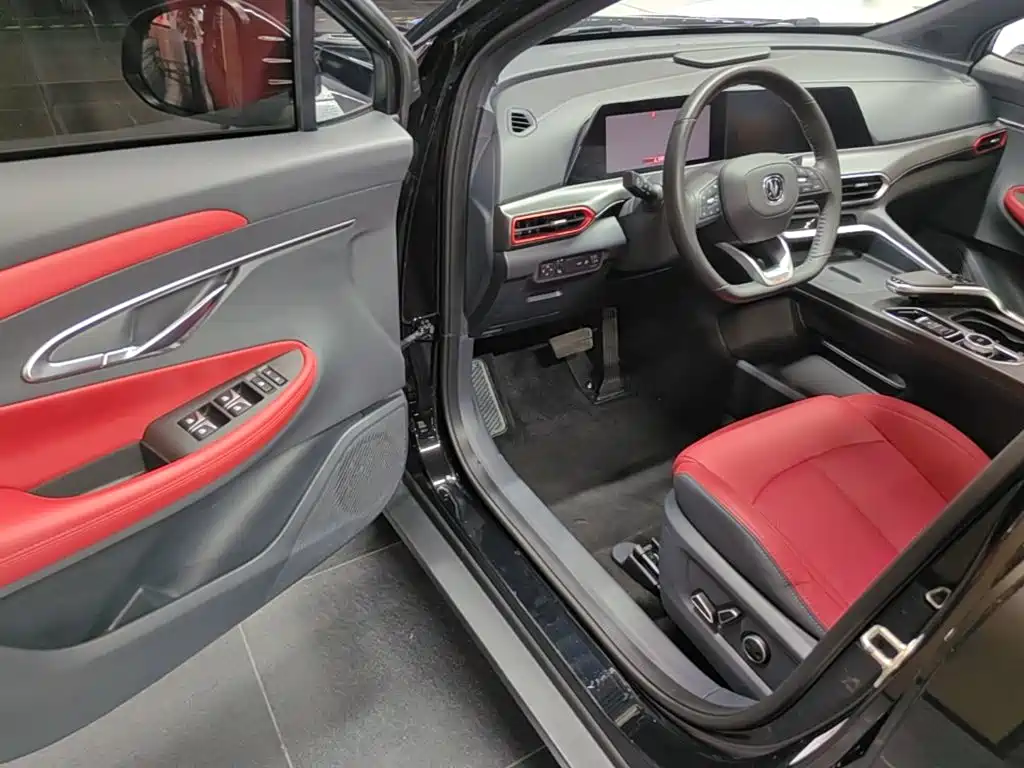 Changan UNI-T — миниатюра 16