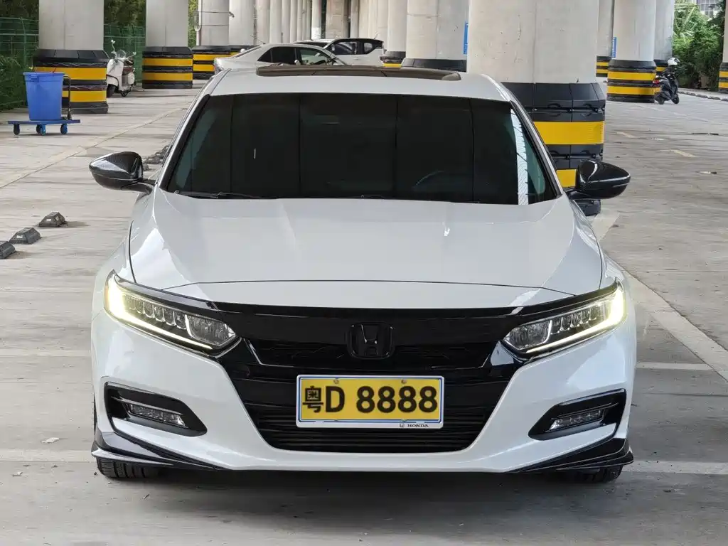 Купить Honda Accord