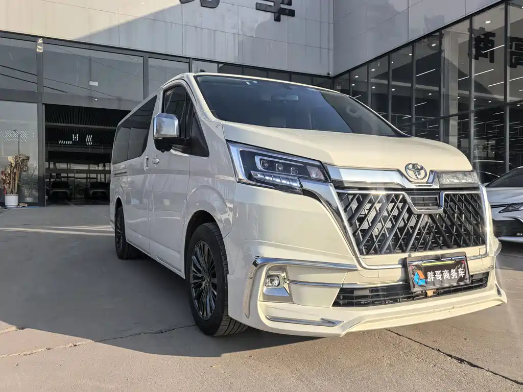 KETI CAR KEDI MOUNTAINS AND RIVERS