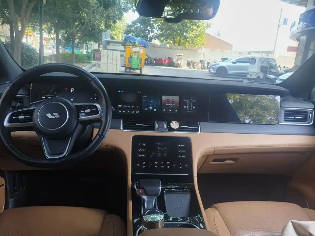 Li Auto Li ONE — миниатюра 5
