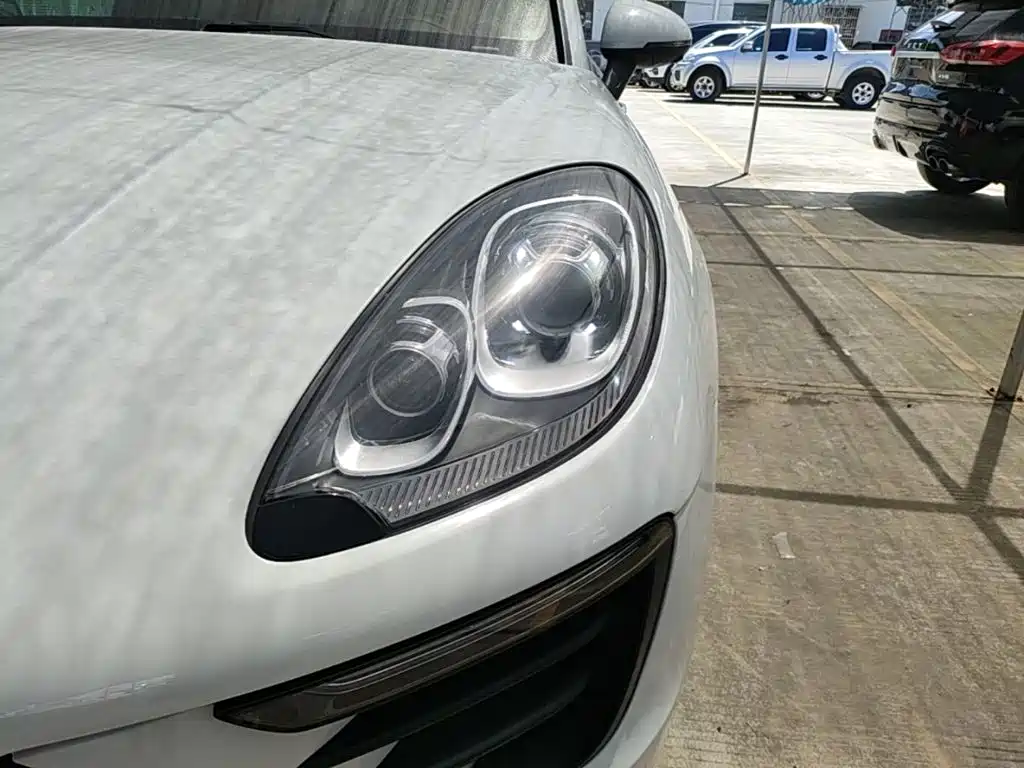 Porsche Macan — миниатюра 24