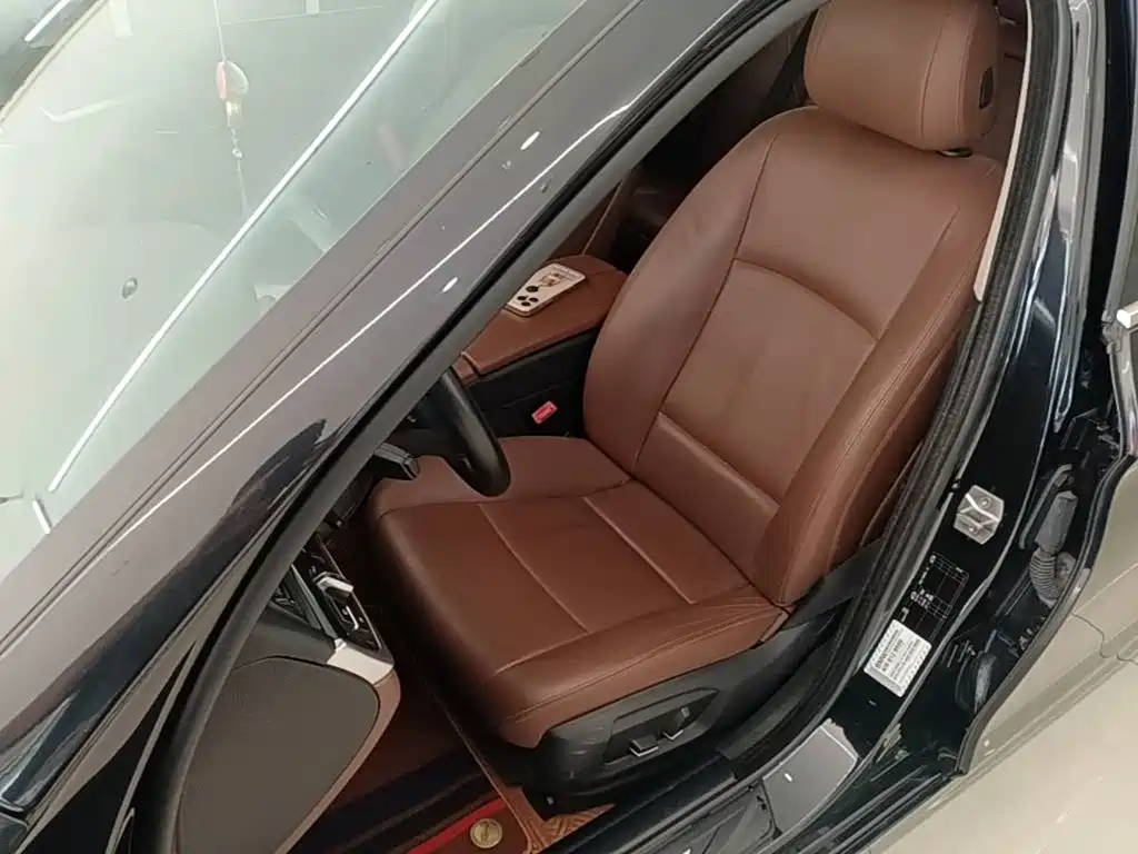 BMW 5 Series — миниатюра 15