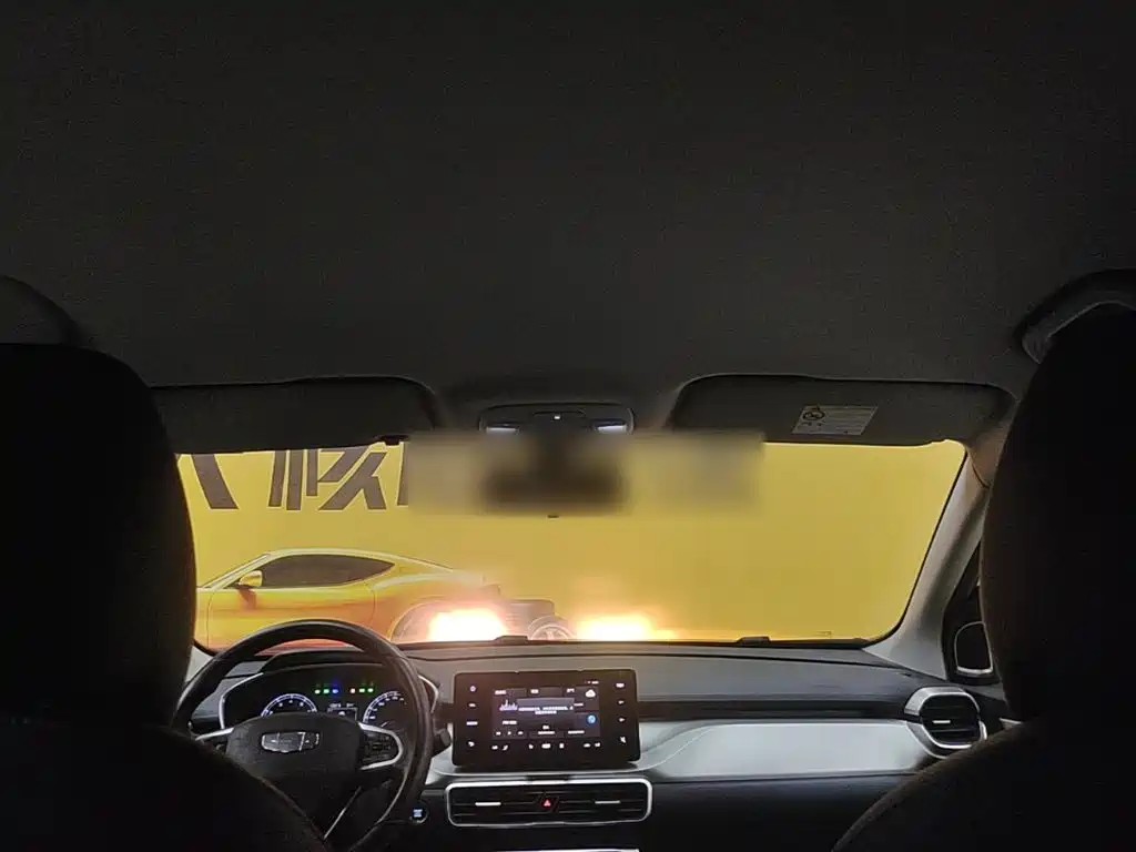 Geely Binyue — миниатюра 18