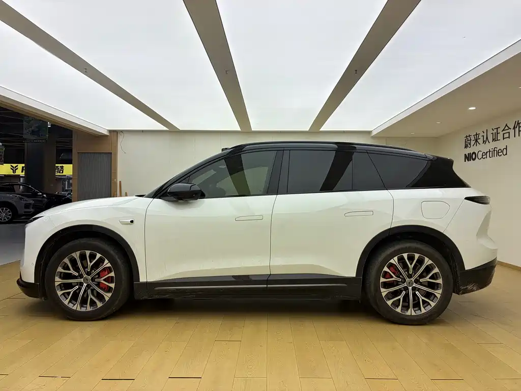 NIO ES6 — миниатюра 6