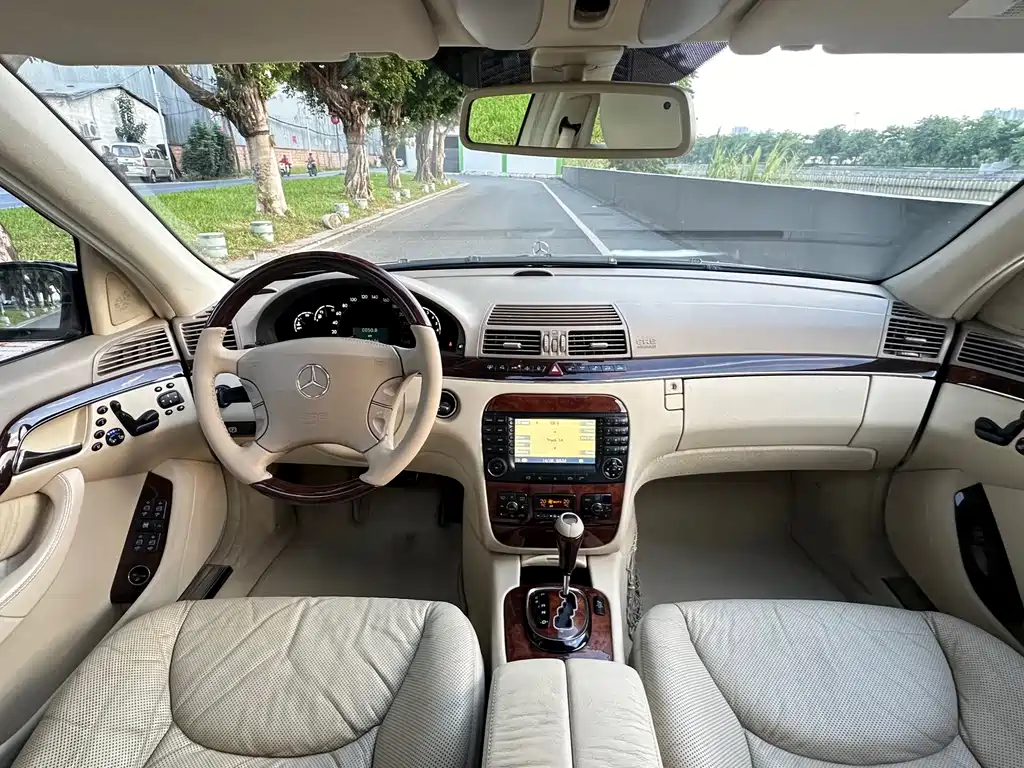 Mercedes-Benz S-Class — миниатюра 7