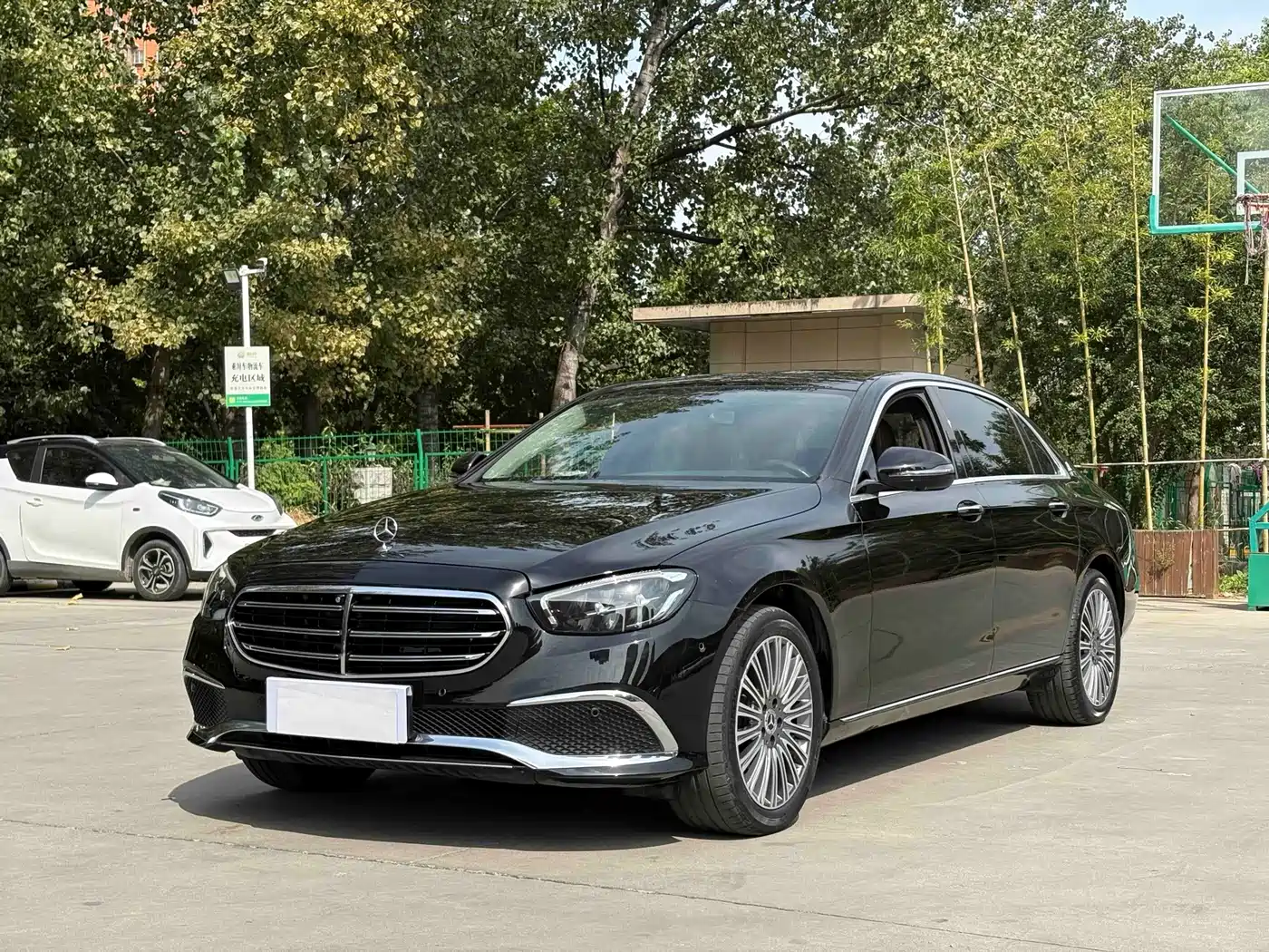 奔驰E级 2022款 改款 E 300 L 豪华型 2022