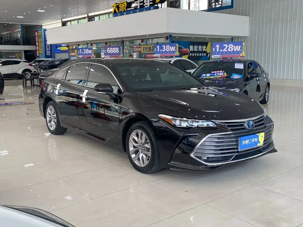 Toyota Avalon — миниатюра 3
