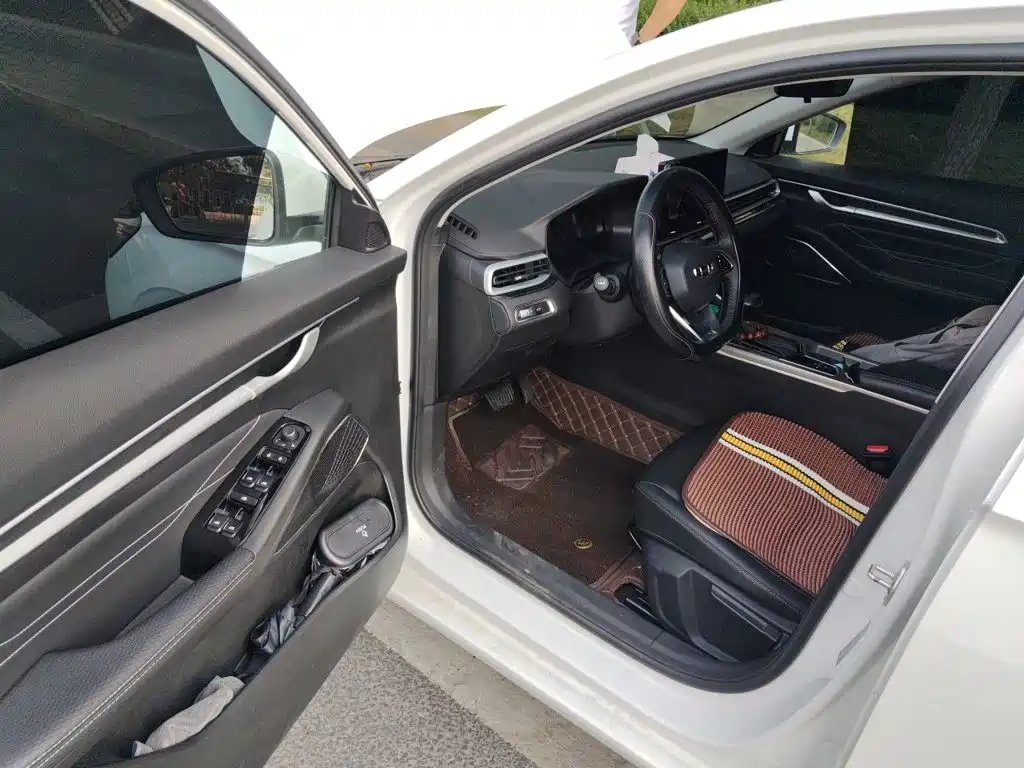 Geely Emgrand — миниатюра 17
