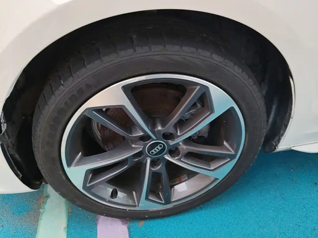 Audi A4L — миниатюра 23