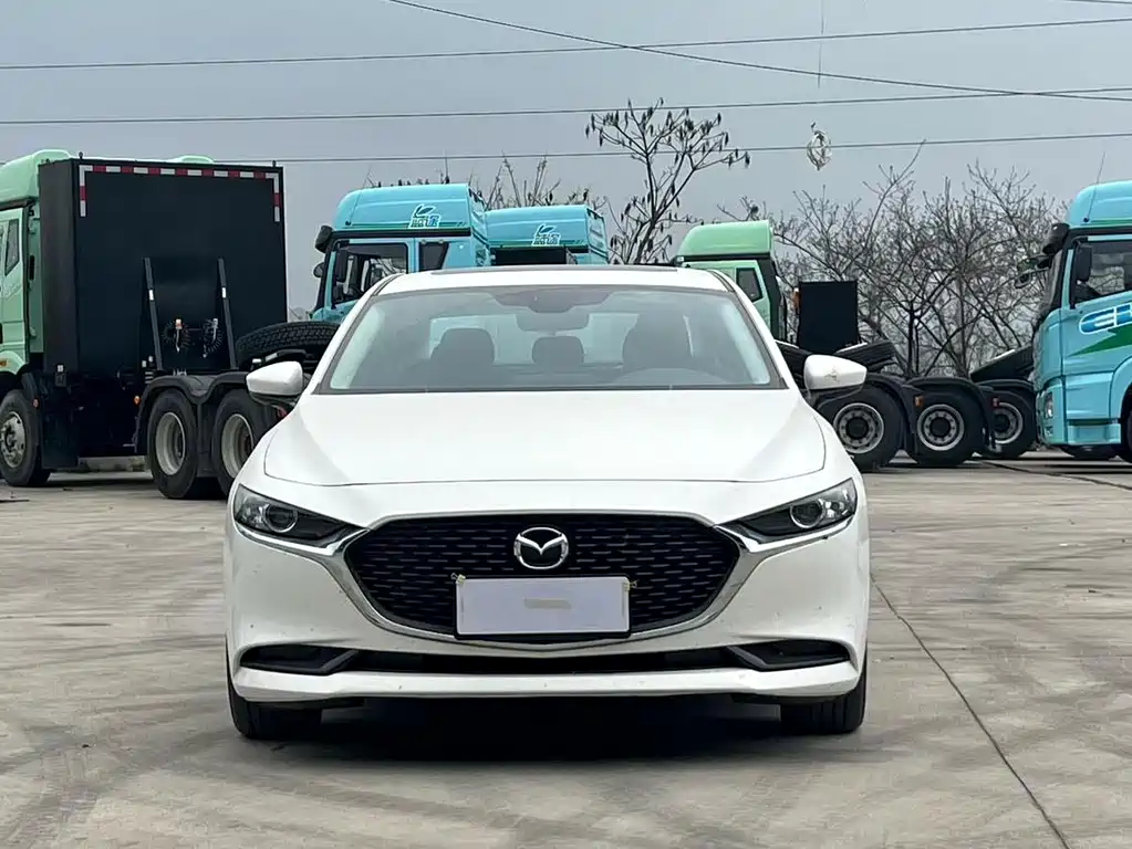 Mazda 3 Axela — миниатюра 2