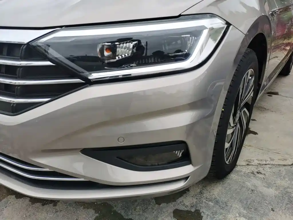 Volkswagen Sagitar — миниатюра 24