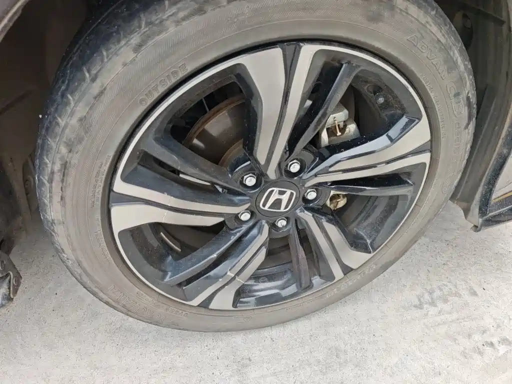 Honda Civic — миниатюра 8