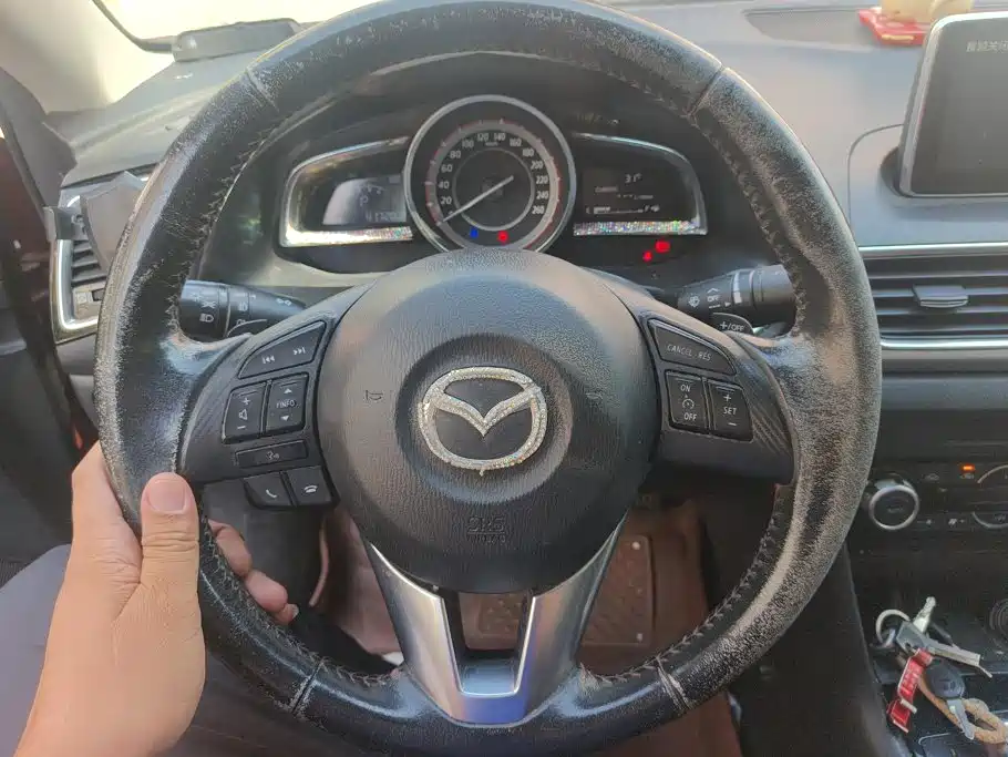 Mazda 3 Axela — миниатюра 15