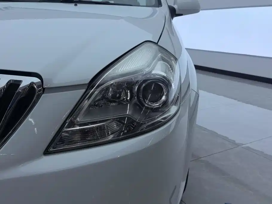 Buick Excelle — миниатюра 5