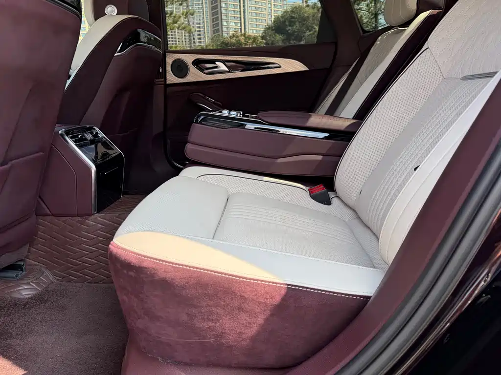Hongqi Hongqi H9 — миниатюра 15
