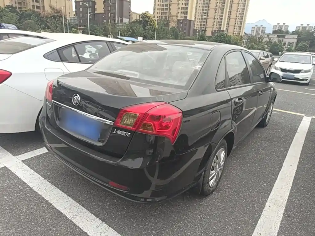 Buick Excelle — миниатюра 7