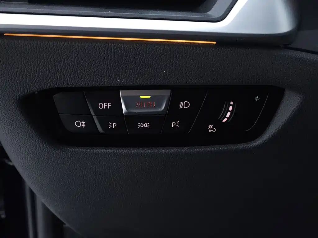 BMW 3 Series — миниатюра 18