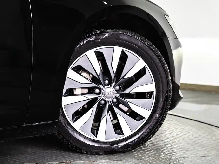 Audi A6L — миниатюра 6