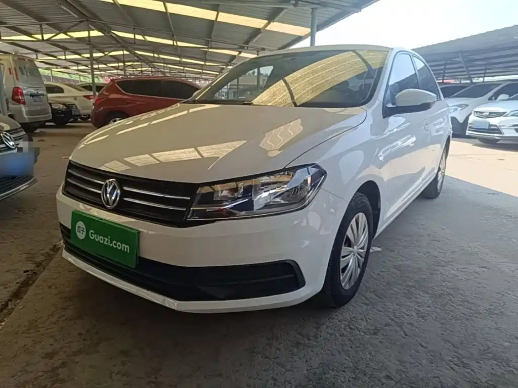 Volkswagen Santana — миниатюра 2
