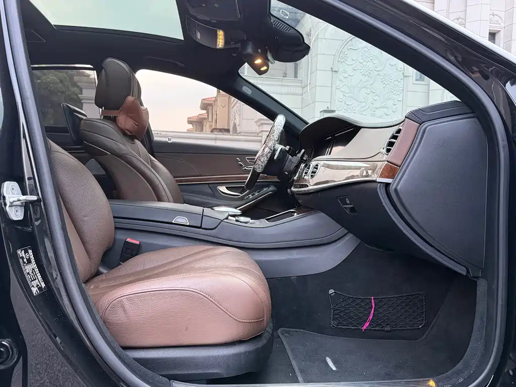 Mercedes-Benz S-Class — миниатюра 14