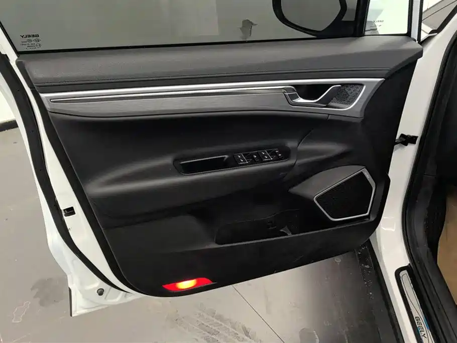 GEELY AUTOMOBILE EMGRAND GS