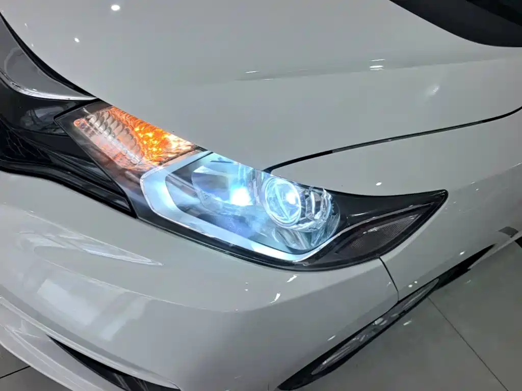 Honda Fit — миниатюра 24