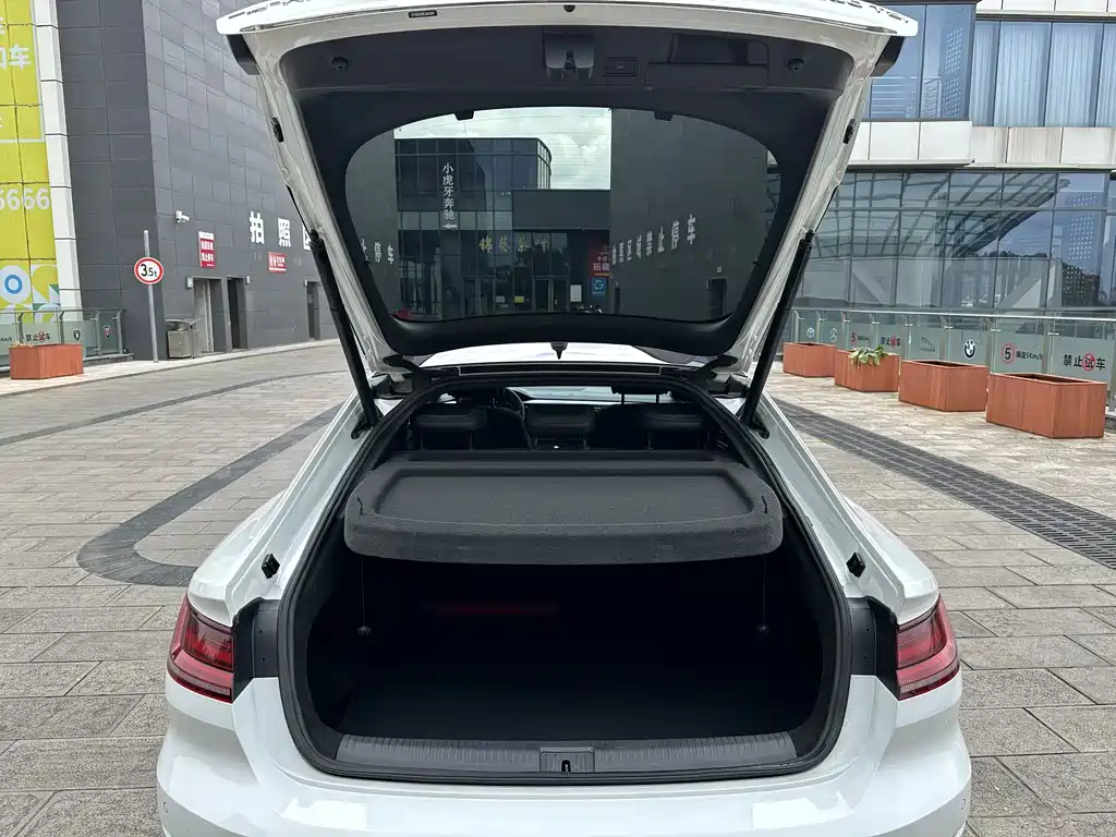 Volkswagen CC — миниатюра 22