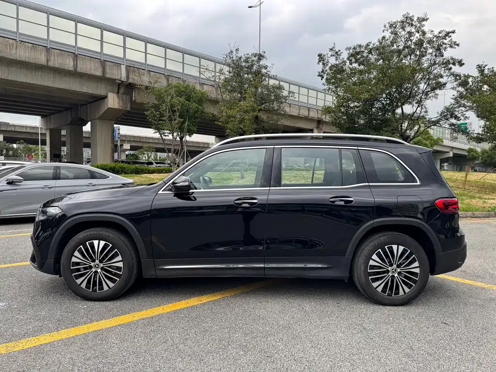 Mercedes-Benz EQB — миниатюра 5