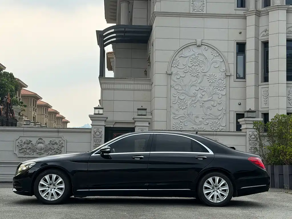 Mercedes-Benz S-Class — миниатюра 8