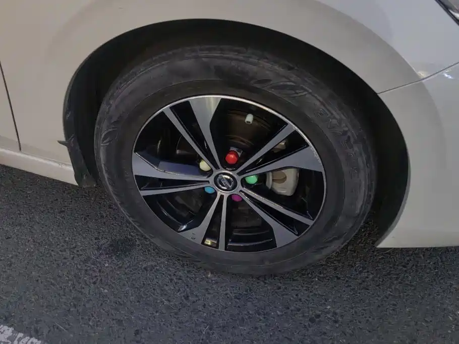 Nissan Sylphy — миниатюра 6