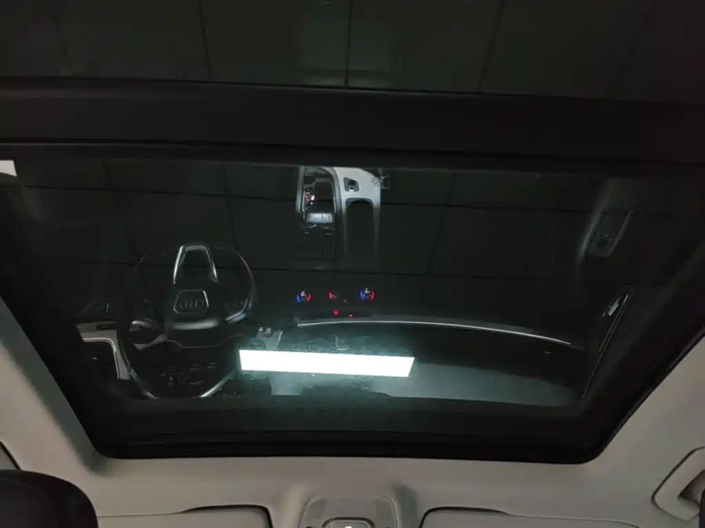 Audi Q7 — миниатюра 18