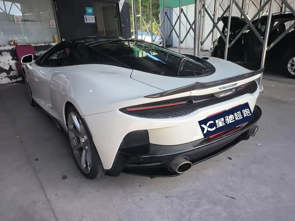 McLaren GT — миниатюра 4