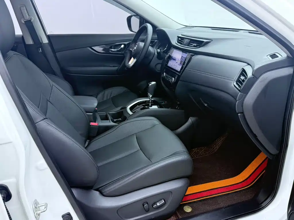 Nissan X-Trail — миниатюра 12