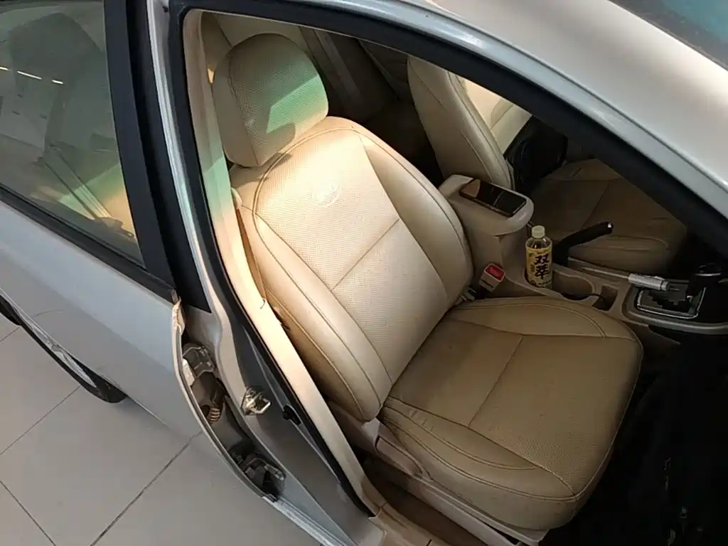 BYD F3 — миниатюра 25