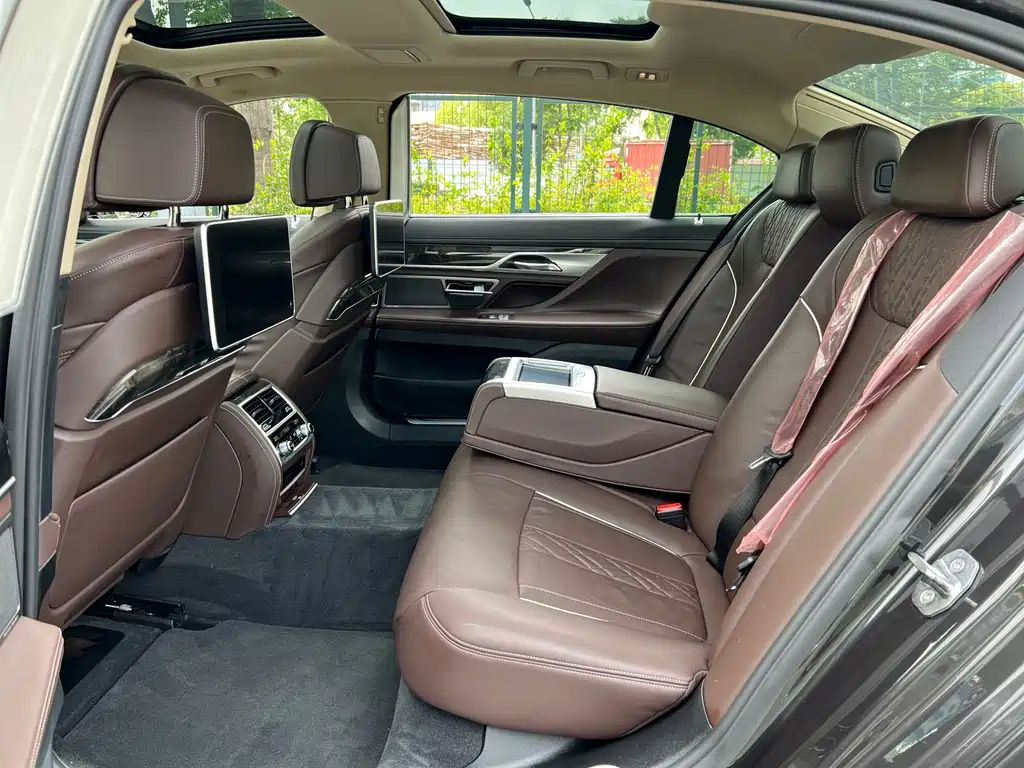 BMW 7 Series — фотографии объявления, Фото 14