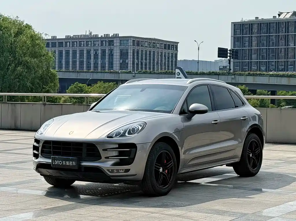 Porsche Macan 2016