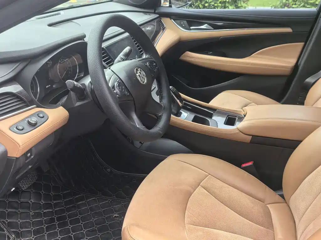 Buick LaCrosse — миниатюра 7