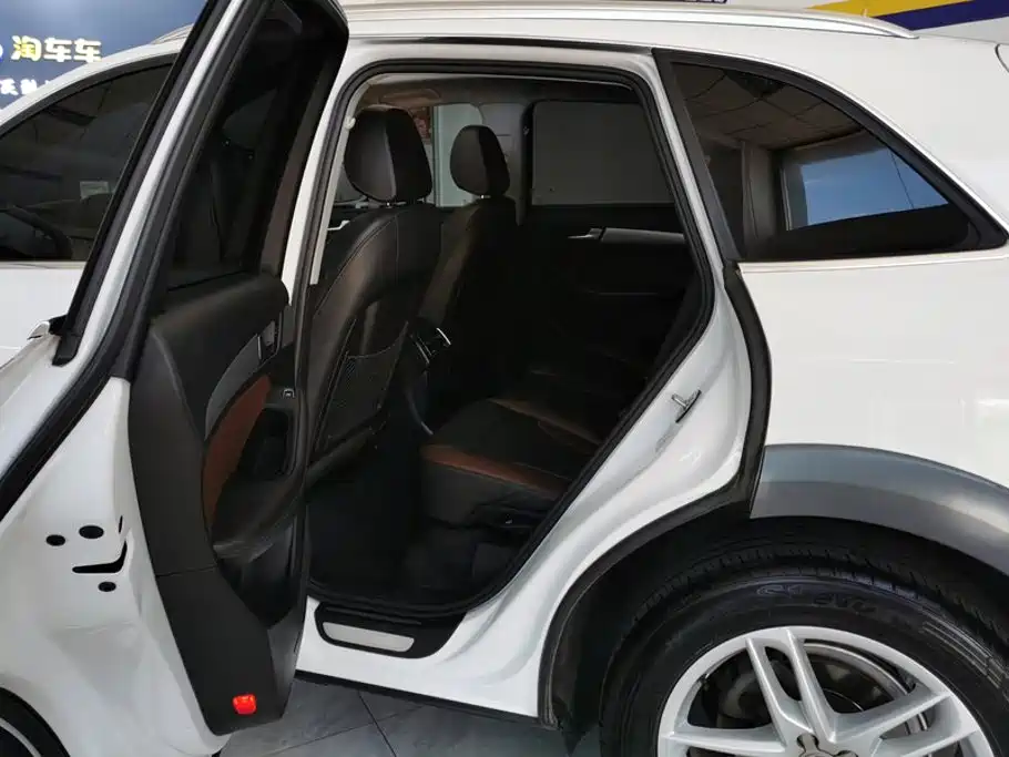 Audi Q5 — миниатюра 11