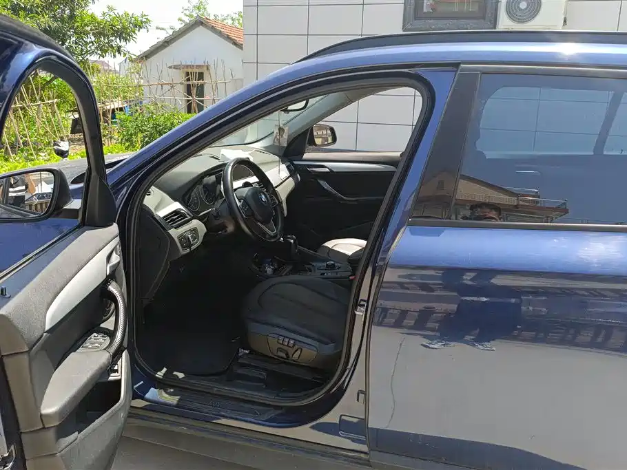 BMW X1 2016 sDrive18Li Premium
