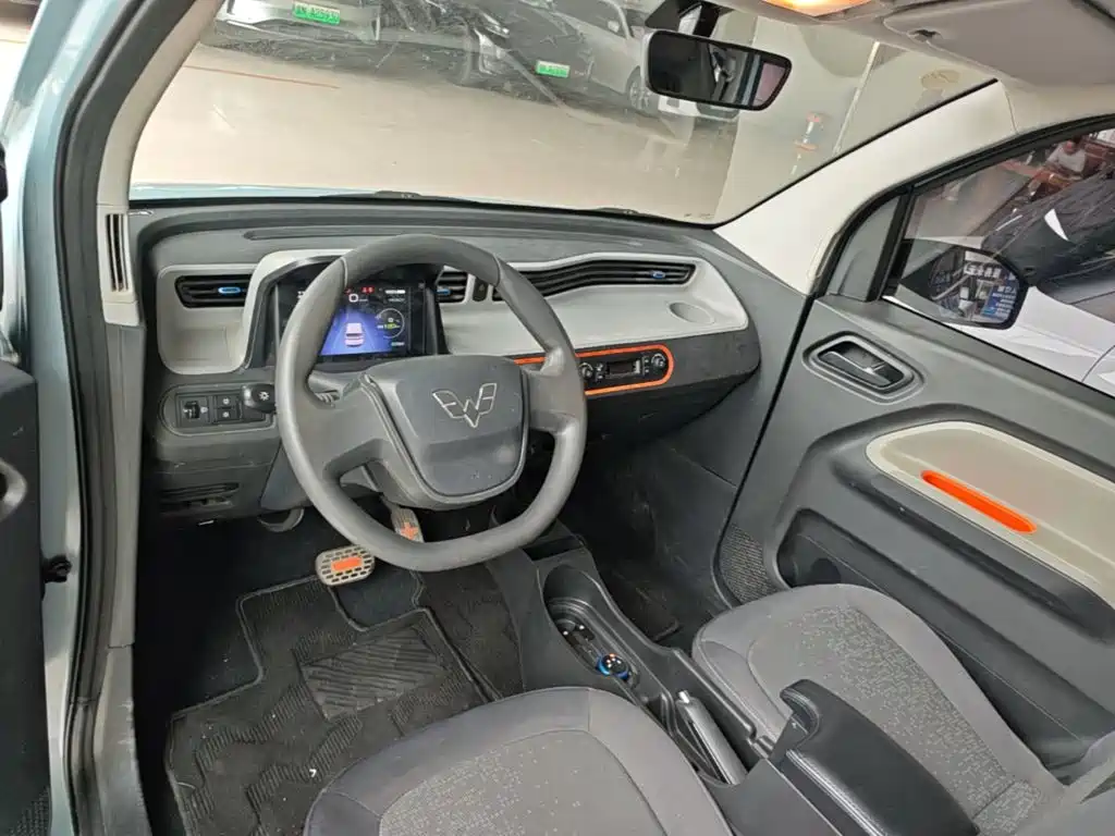 Wuling MINIEV — миниатюра 10